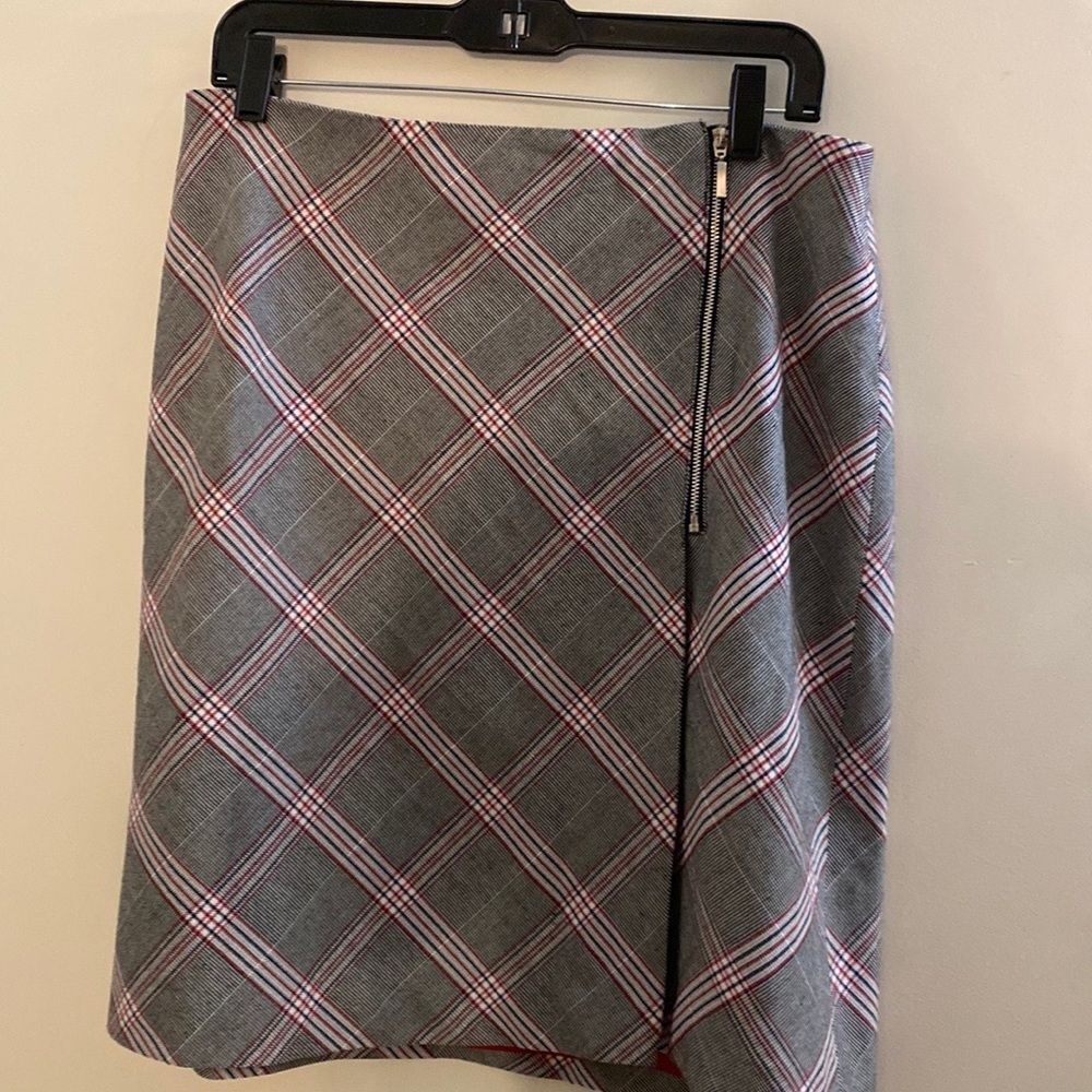 Bar III size 12 plaid midi skirt